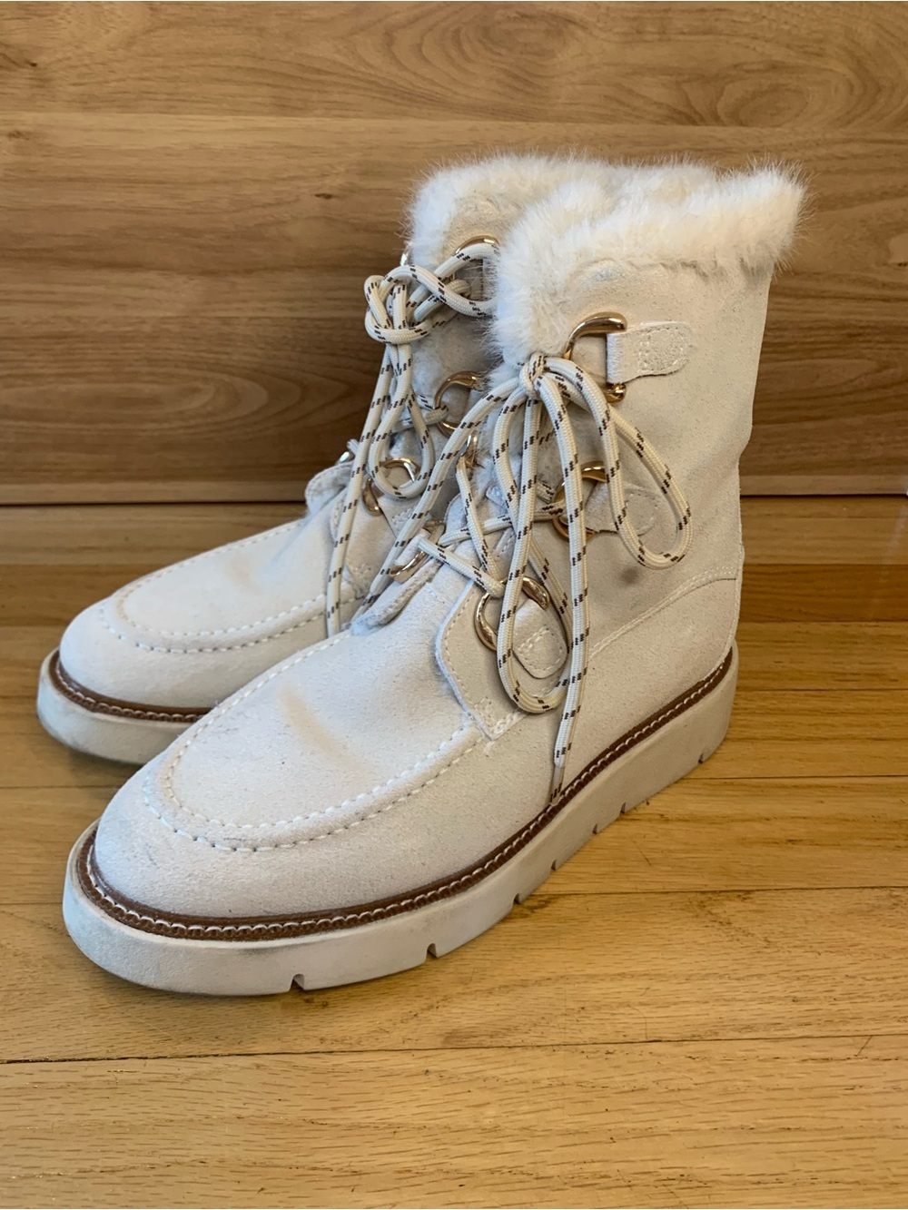 Blondo Monday Waterproof Lace-Up Boots - Size 8.5